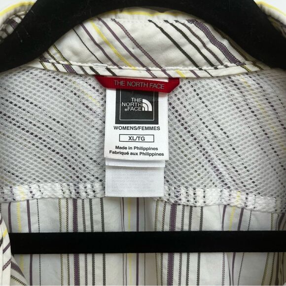 North Face Striped Button Down Women’s Tee - Picture 4 of 16